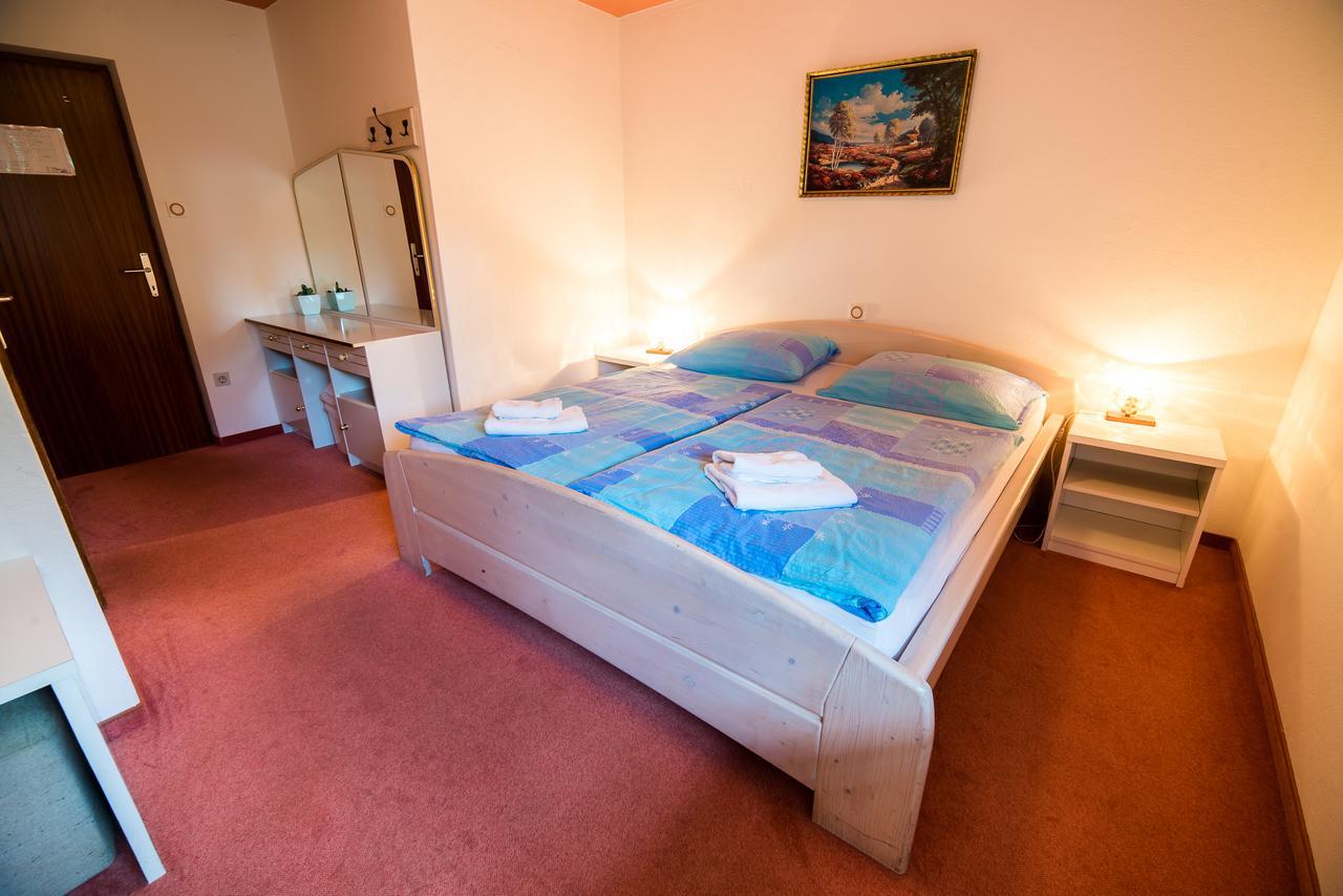 Bed & Breakfast Hisa Resje Bohinj Ruang foto