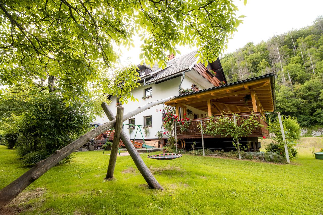 Bed & Breakfast Hisa Resje Bohinj Bagian luar foto