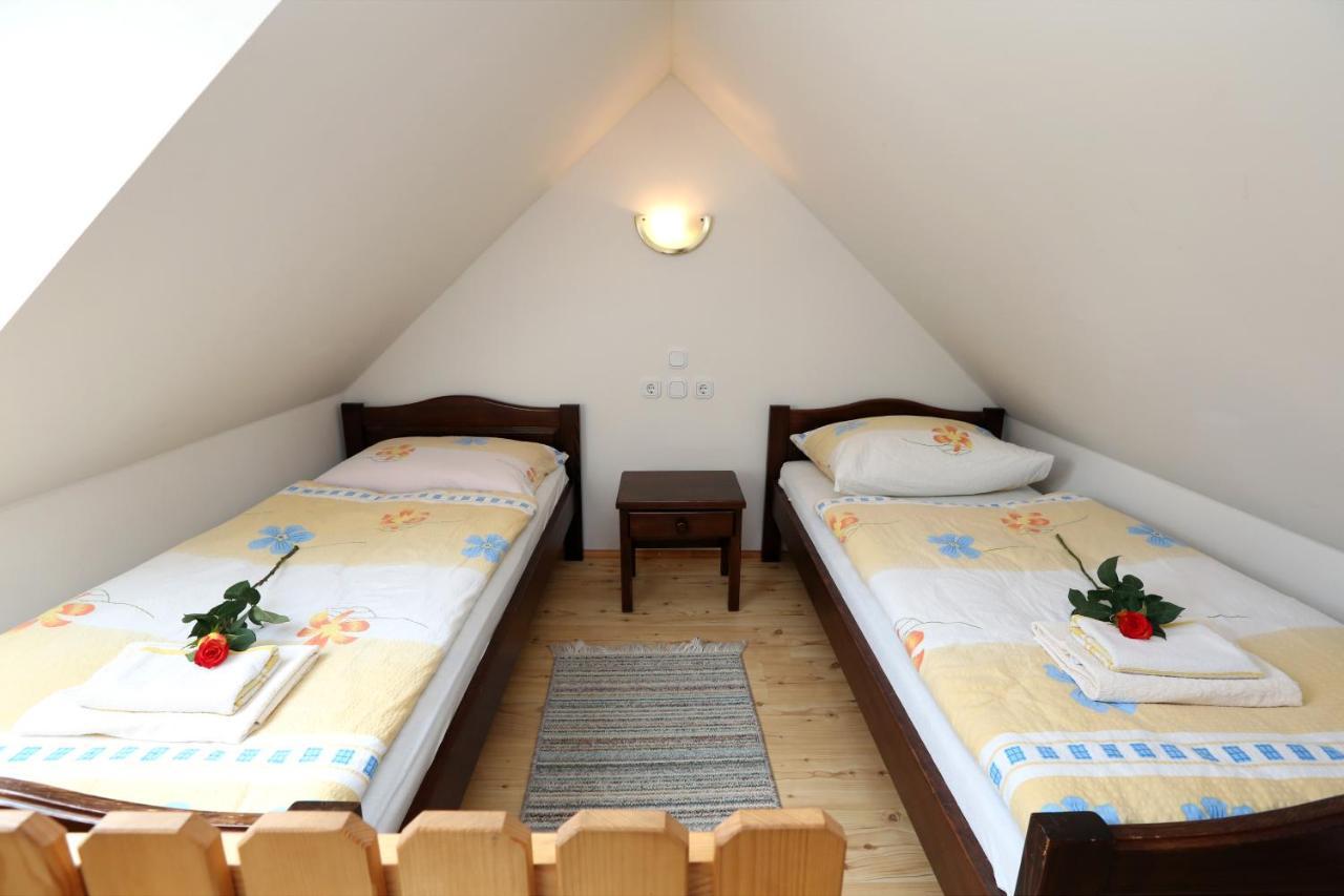 Bed & Breakfast Hisa Resje Bohinj Ruang foto
