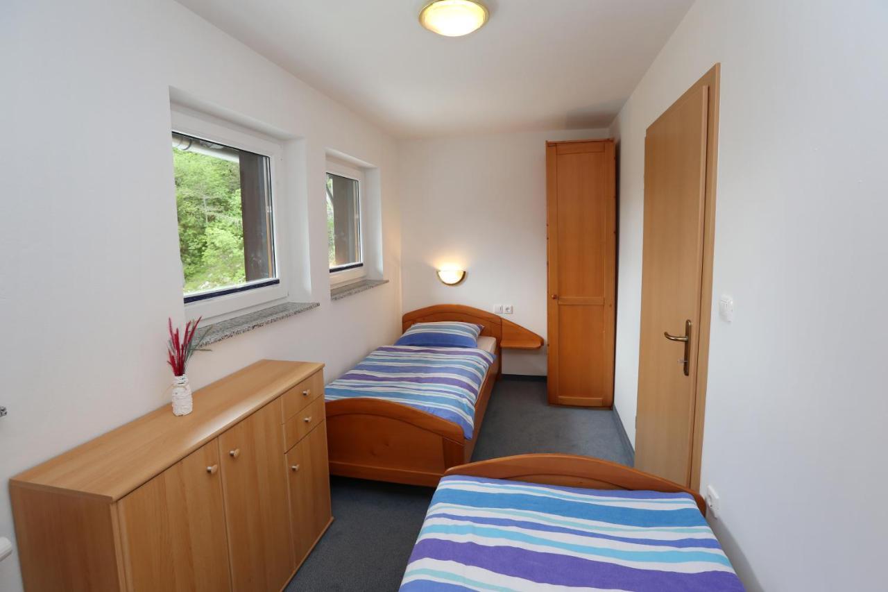 Bed & Breakfast Hisa Resje Bohinj Ruang foto